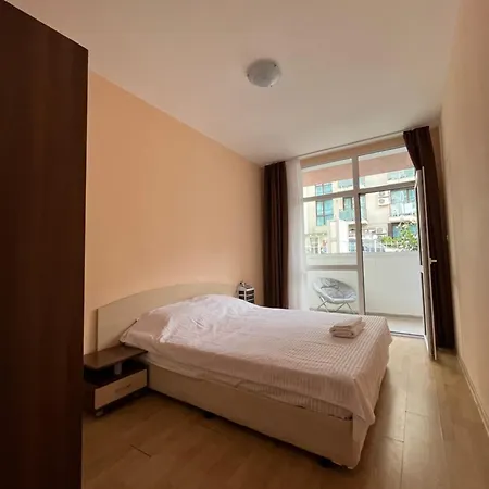 Pirop City Apartment *